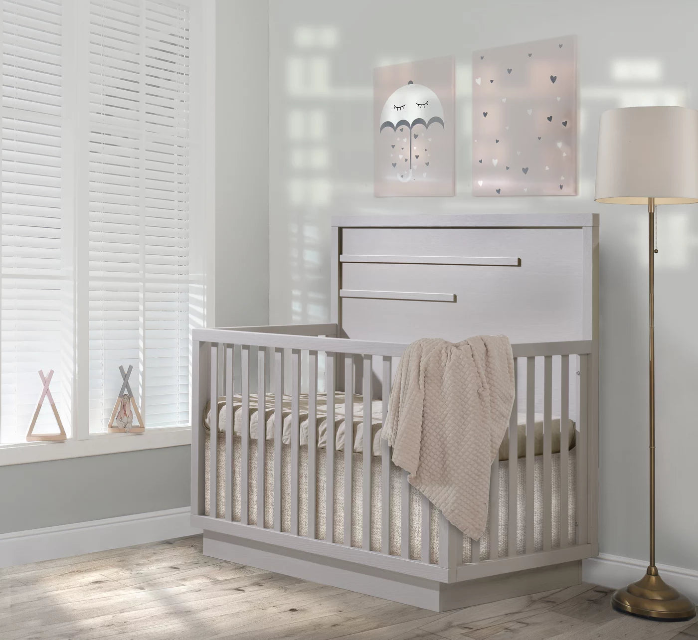 Natart Como Convertible Crib