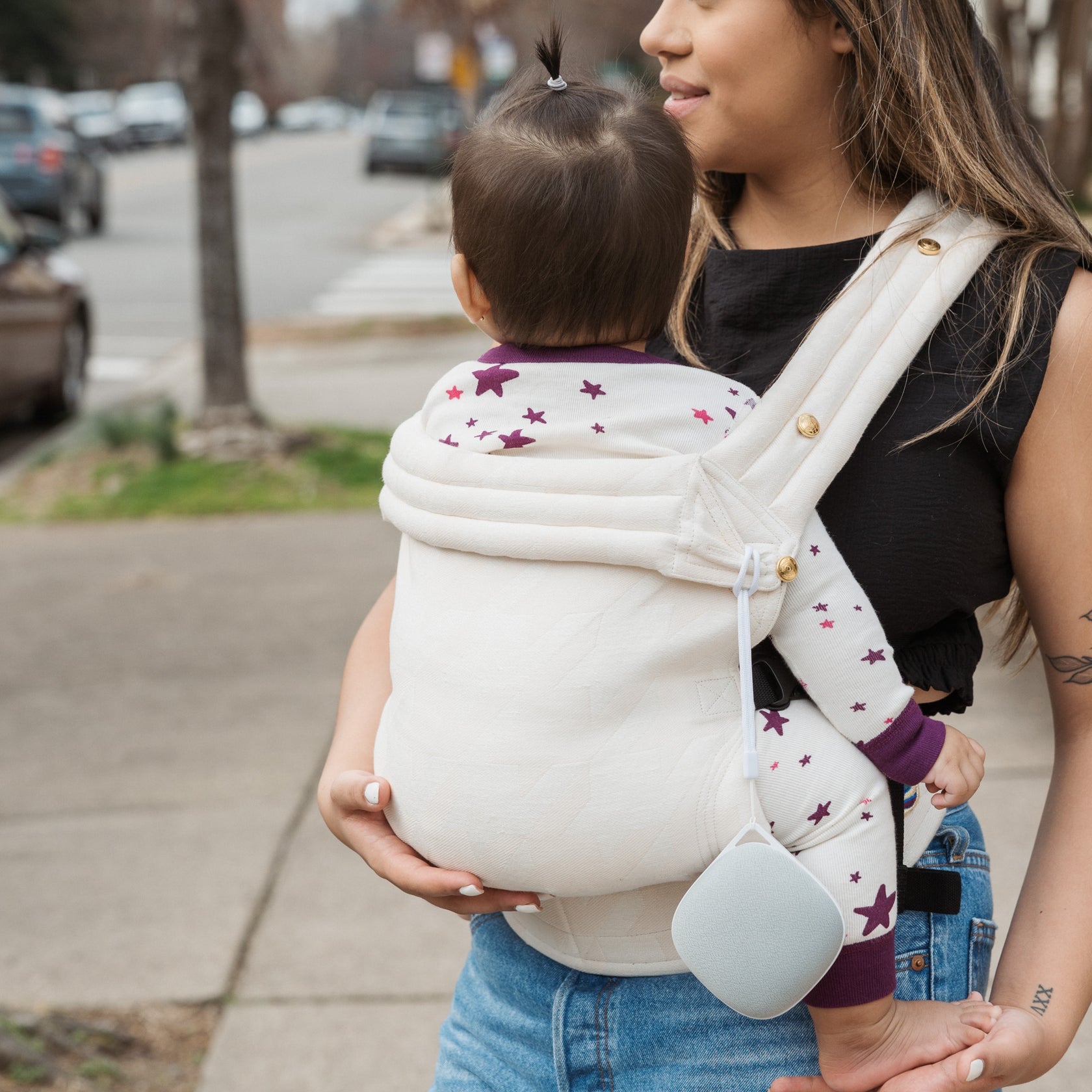 Yogasleep Travelcube Sound Machine