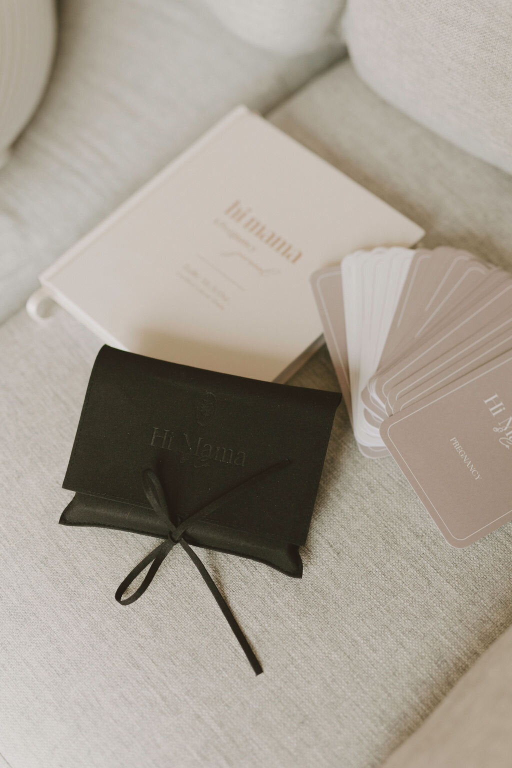 Hi Mama & Co. Pregnancy, Birth, & Postpartum Affirmation Cards