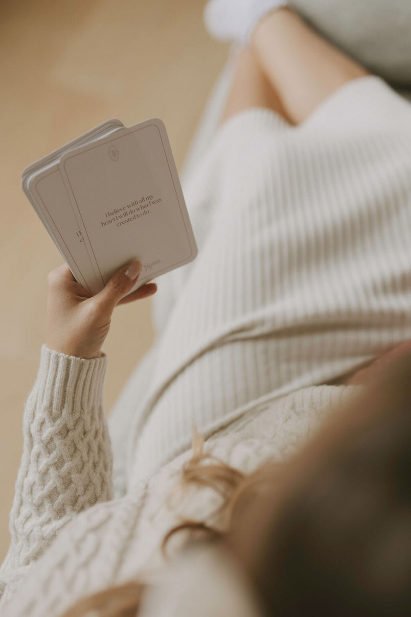 Hi Mama & Co. Pregnancy, Birth, & Postpartum Affirmation Cards