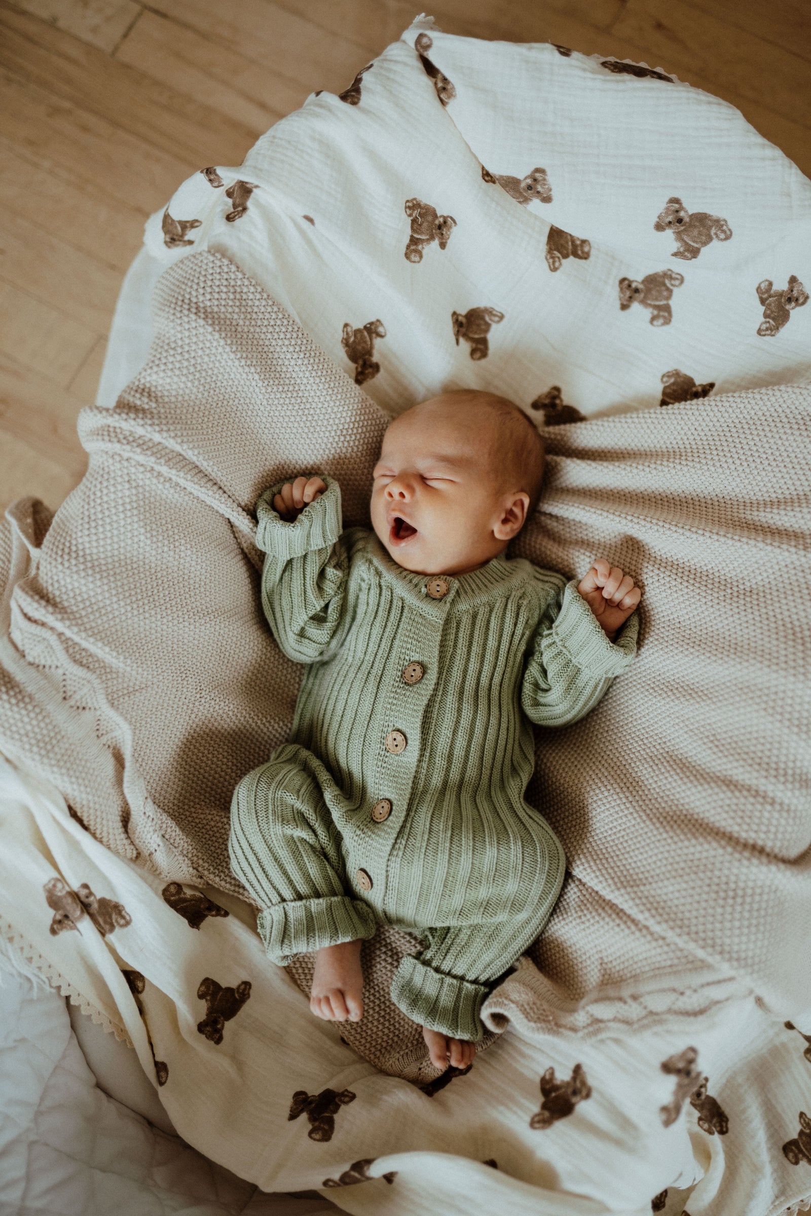 Ba.be.O Knit Romper (0-3 months)