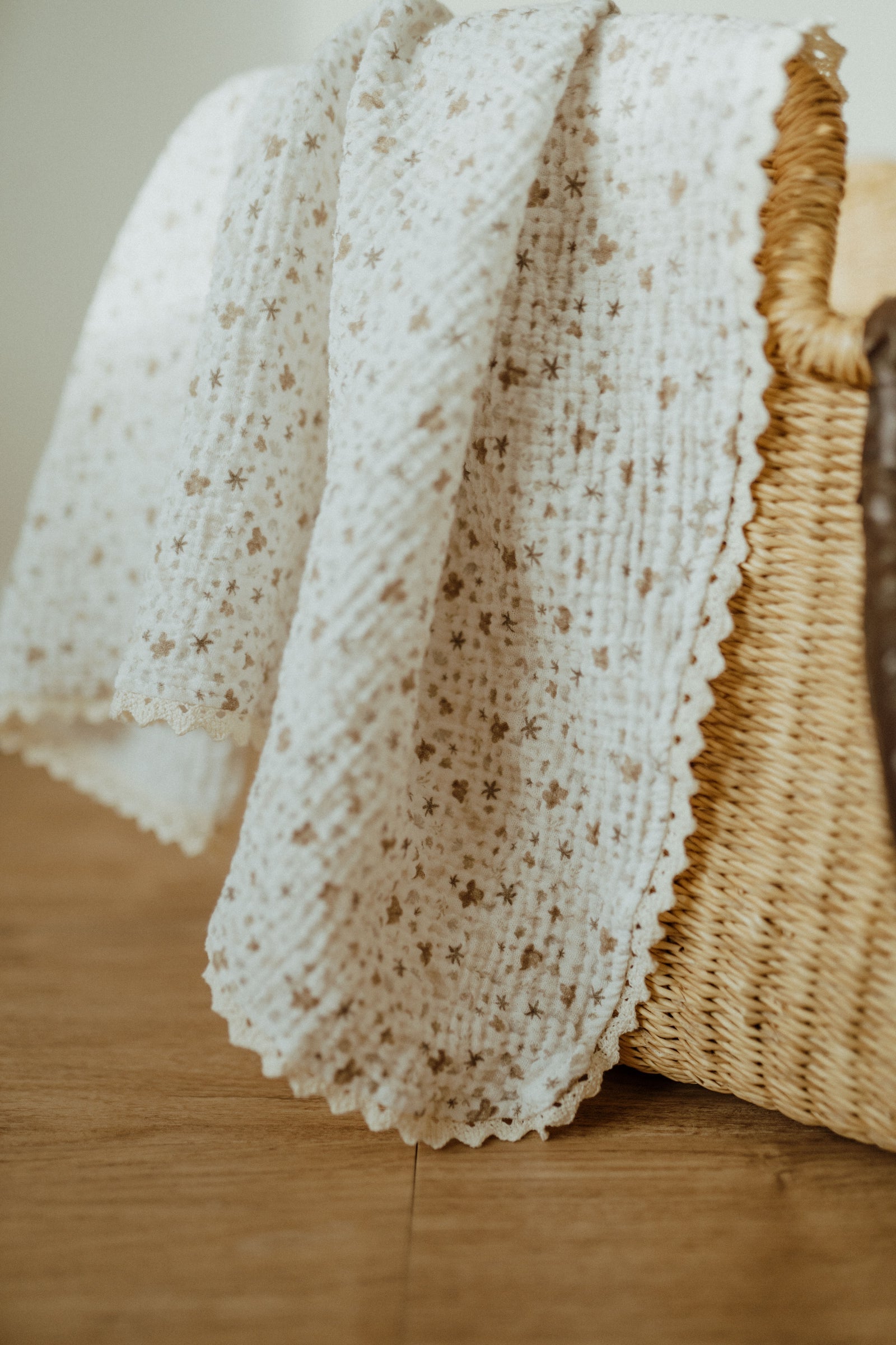 Ba.be.O Organic Cotton Floral Muslin Swaddle
