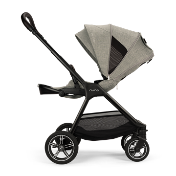 Nuna TRIV next BMW Collection