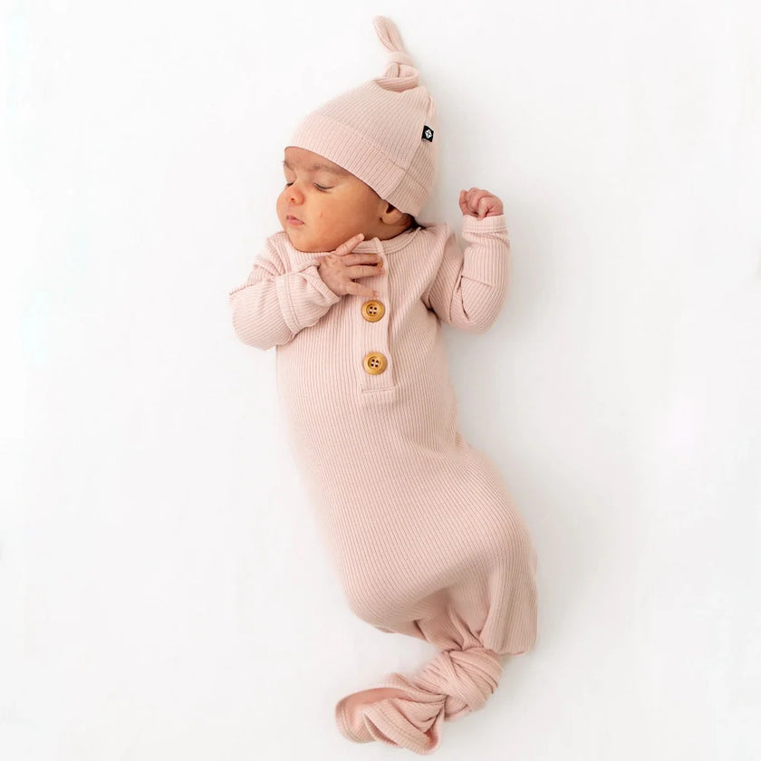 Kyte Baby Ribbed Knotted Gown & Hat Set