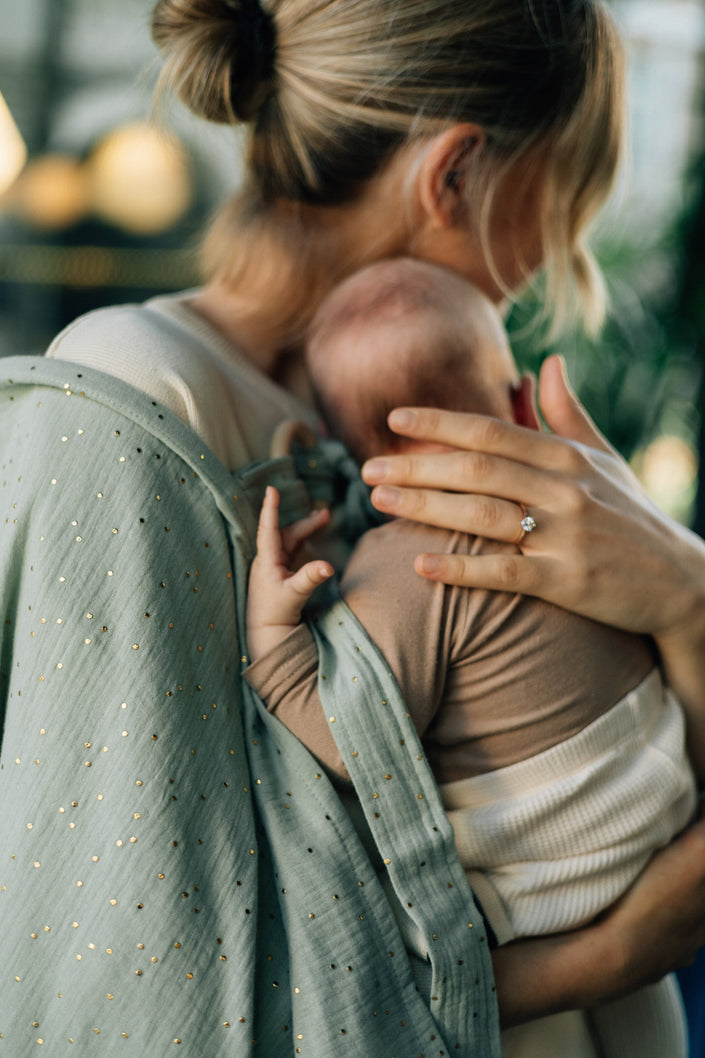 TISU Nursing Cover