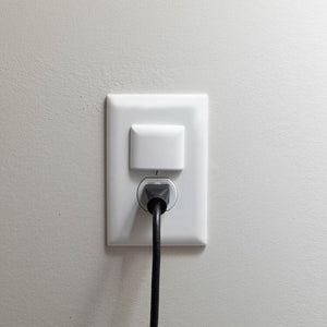 Qdos-Safety-babyproofing-StayPut-Single-Outlet-Plugs-(3).jpg